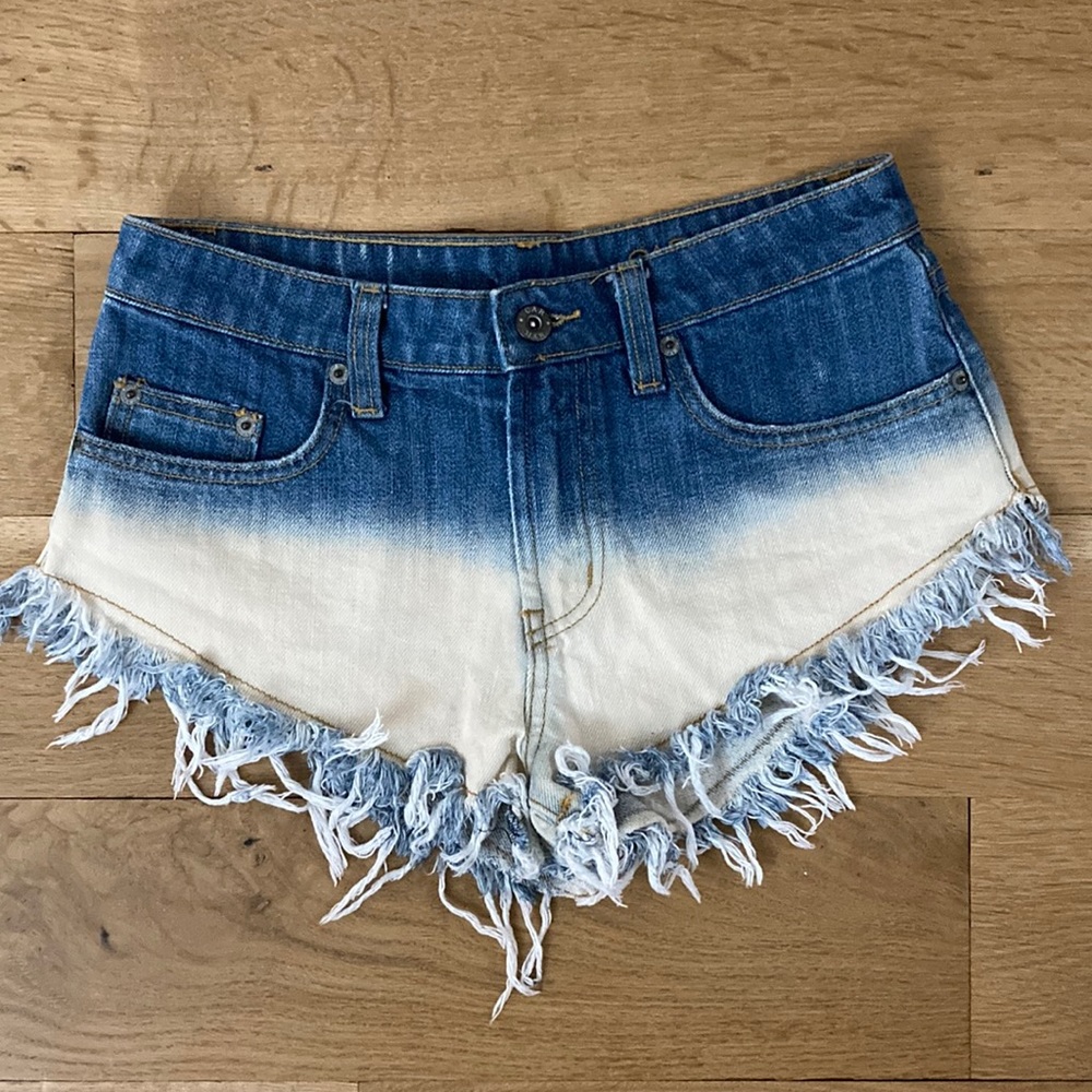 Size 25 Jean Shorts Carmar LF Boho Beach